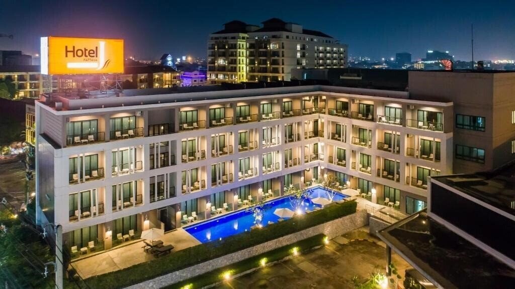 Готель Hotel J Residence 4*