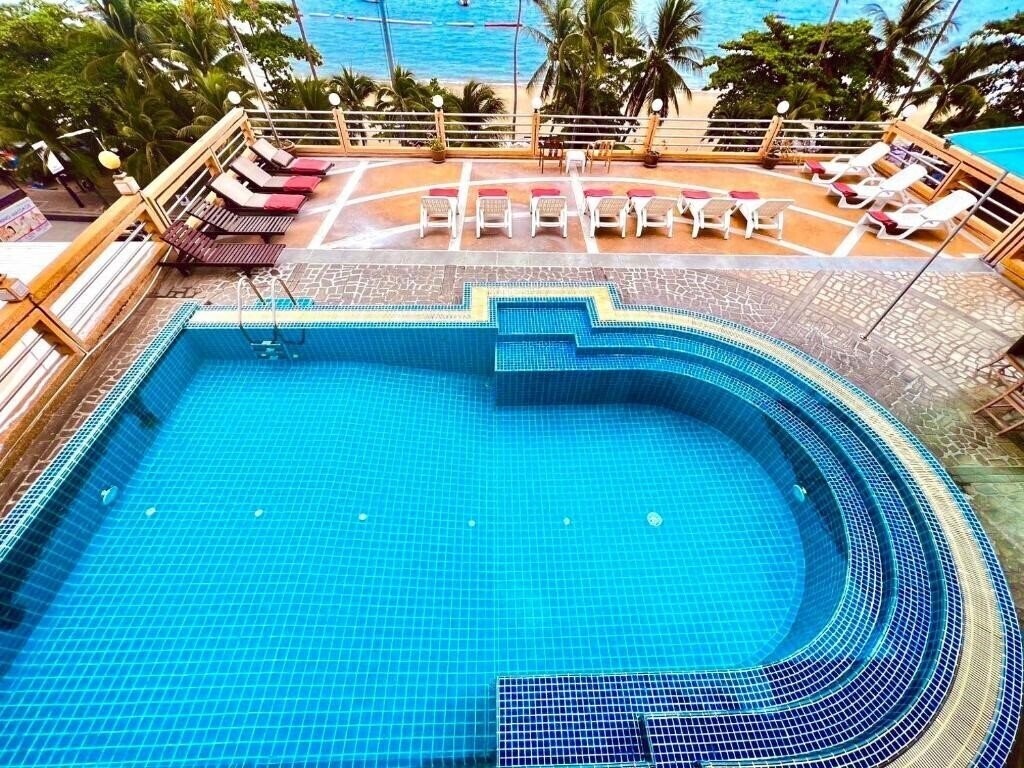 Фото Aa Pattaya Hotel 2*