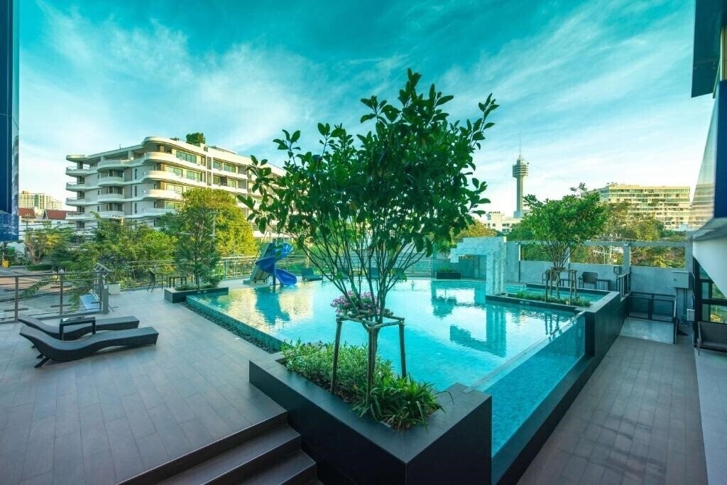 Фото Lewit Hotel 4*