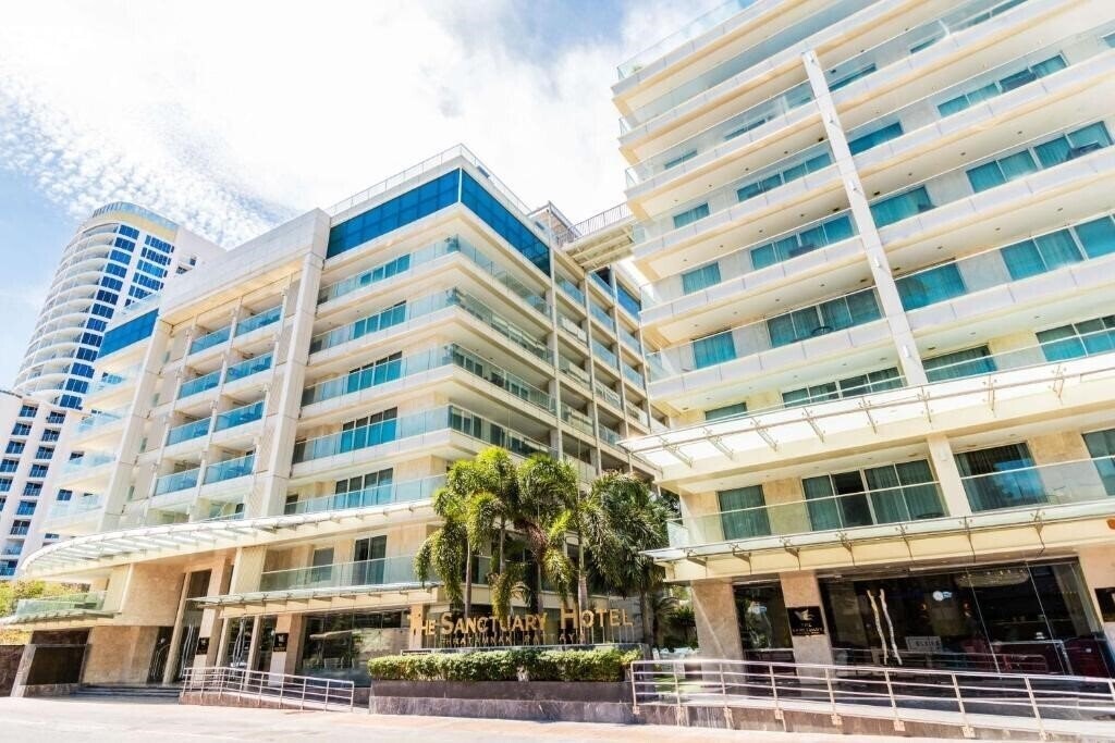 Фотографія Sanctuary Phratamnak Pattaya (The) 4*