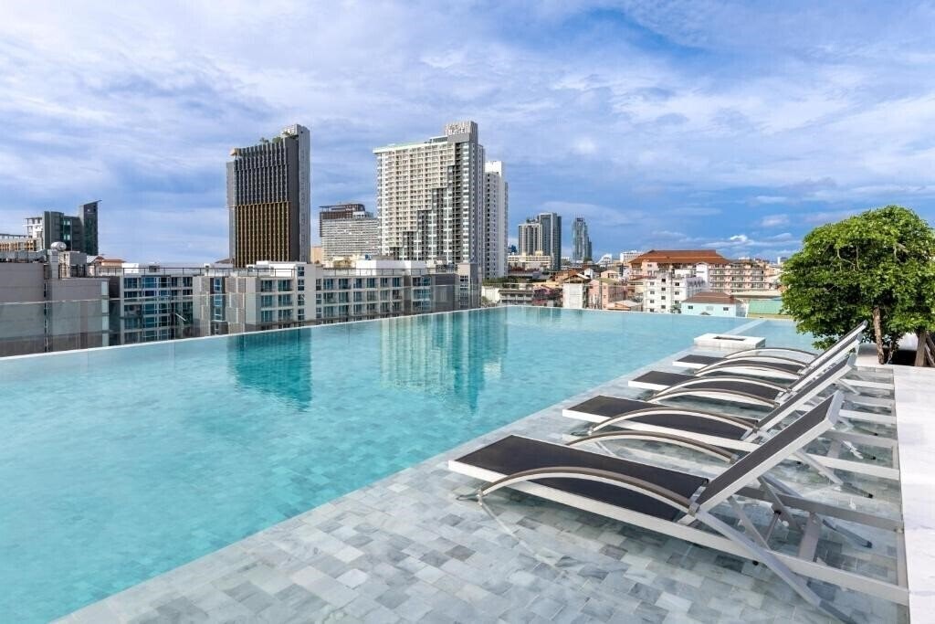 Фото Amethyst Hotel Pattaya 4*