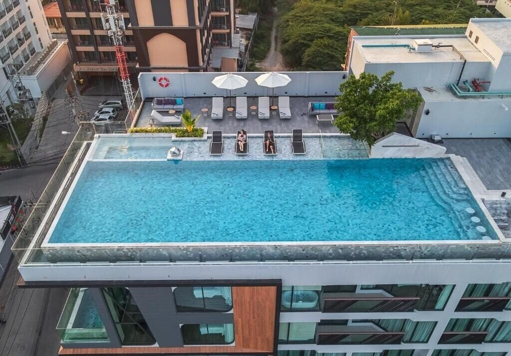Картинка Amethyst Hotel Pattaya 4*