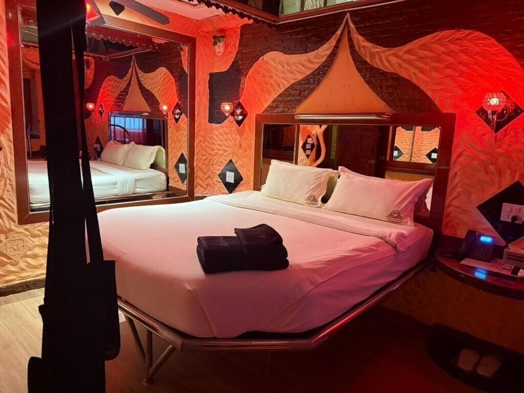 Отель Penthouse Pattaya 3*