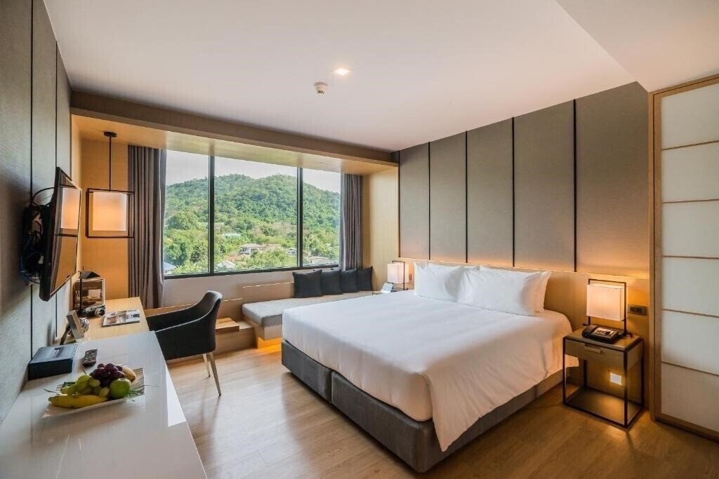 Фото Arize Hotel Sri Racha 5*