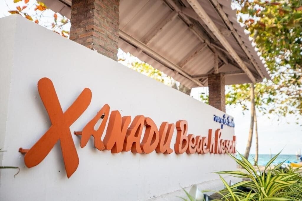 Отель Xanadu Beach Resort 3*