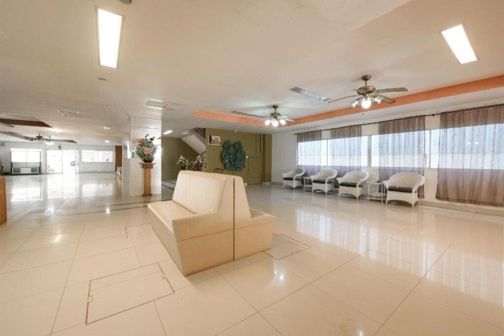 Фотография Inter Place By Oyo Rooms 2. 2*