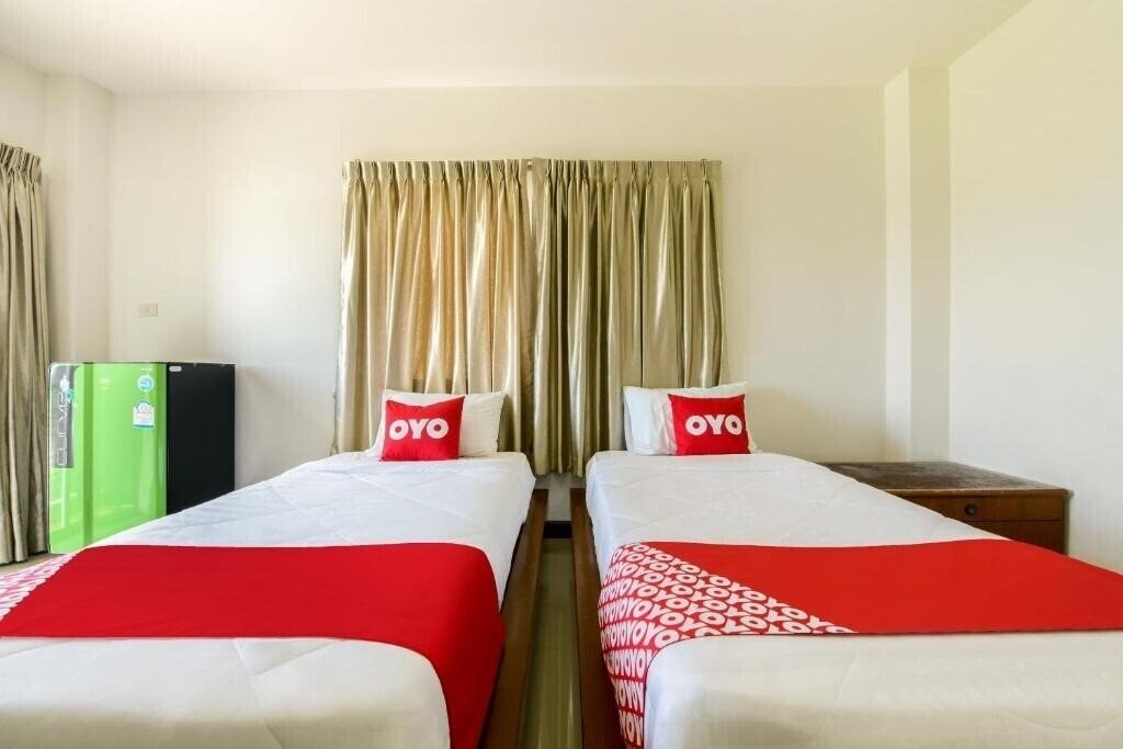 Фото Oyo 350 Mae Saeng Place 2*