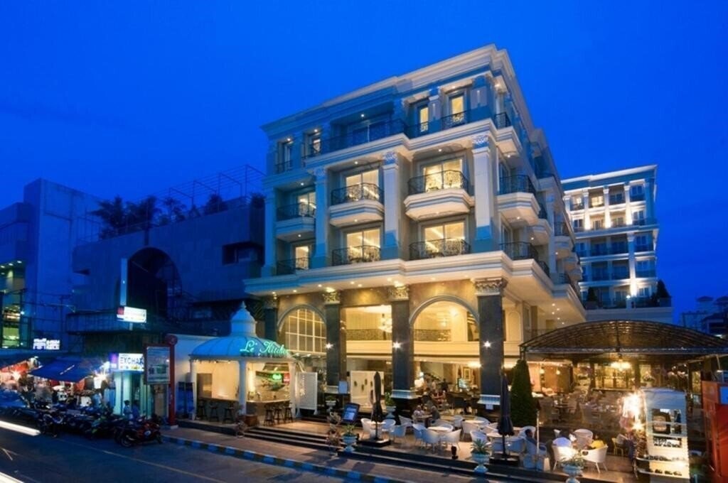 Готель Lk Grand Empire Pattaya 5*