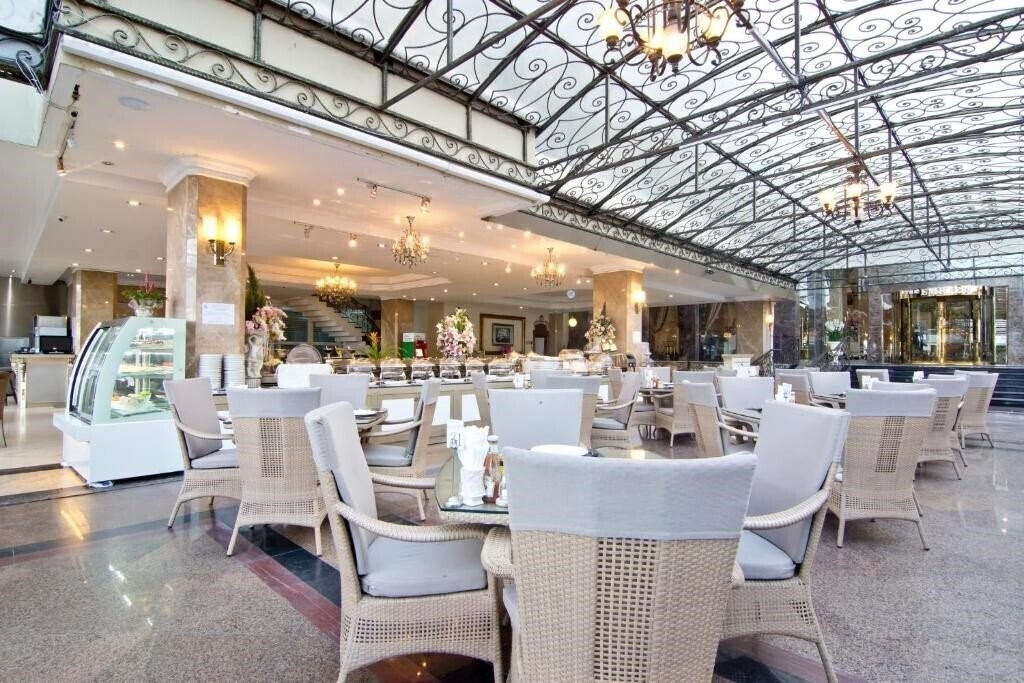 Фотографія Lk Grand Empire Pattaya 5*