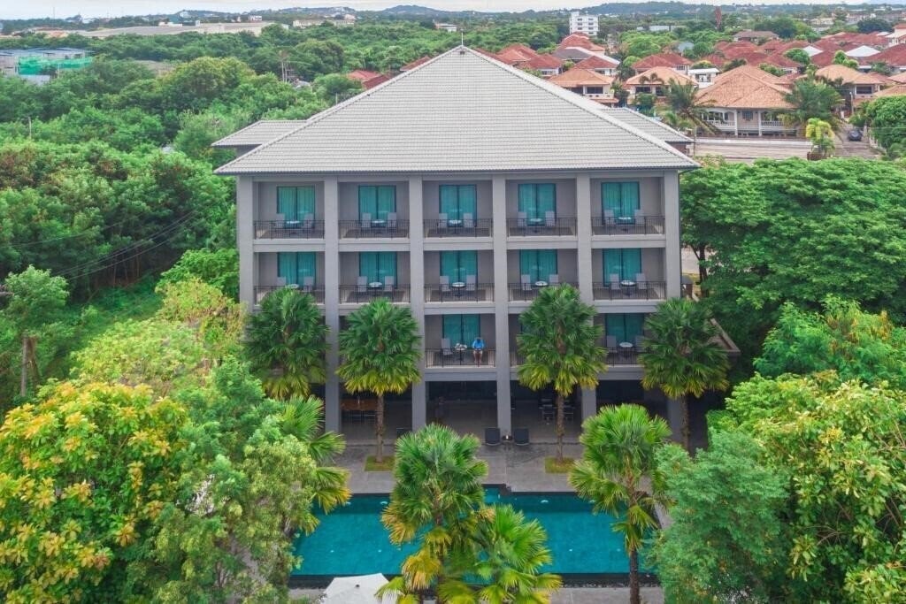 Фотографія The Sala Pattaya 3*