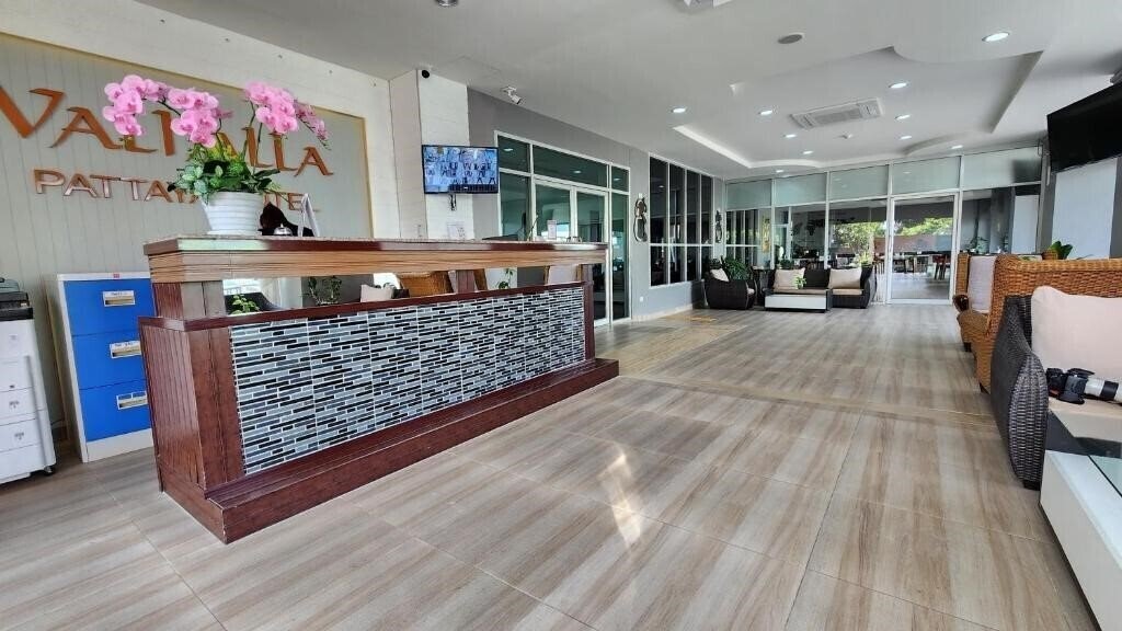 Фотография Valhalla Pattaya Hotel 3*