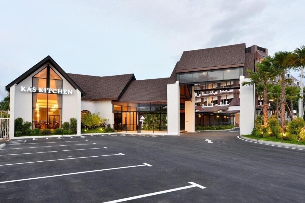 Фотографія Kastel Pattaya Hotel 4*