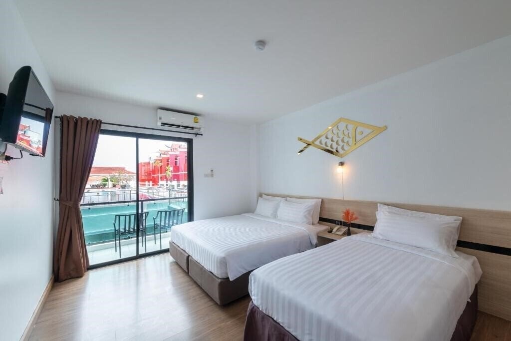 Фотографія Arawana Regency North Pattaya 4*