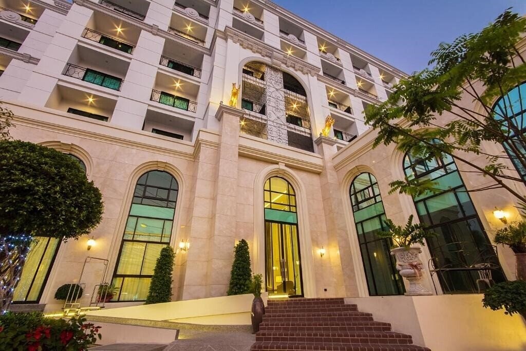 Фото SN Plus Hotel 4*