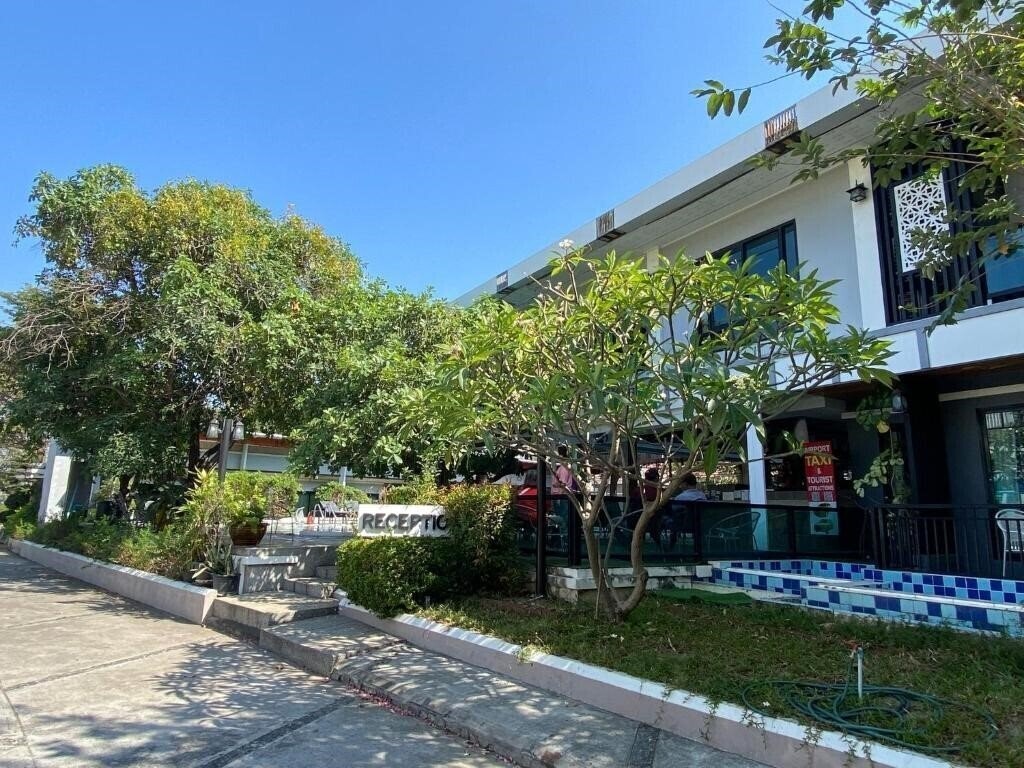 Готель The Tamnan Pattaya Hotel & Resort 3*