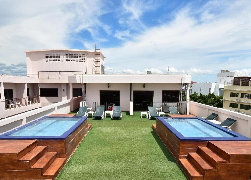 Фотографія Dynasty Inn Pattaya 3*