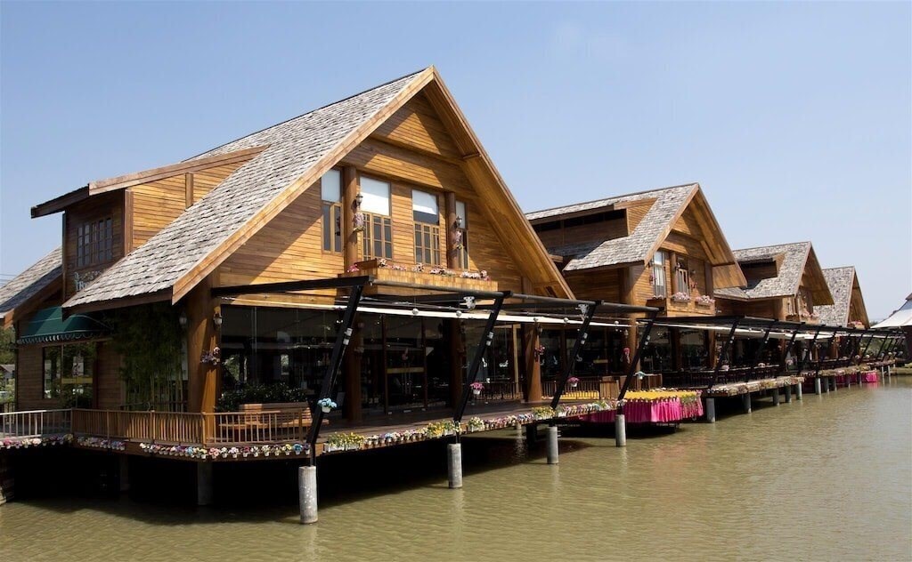 Фотография Grand Ravindra Hotel & Convention Centre 5*