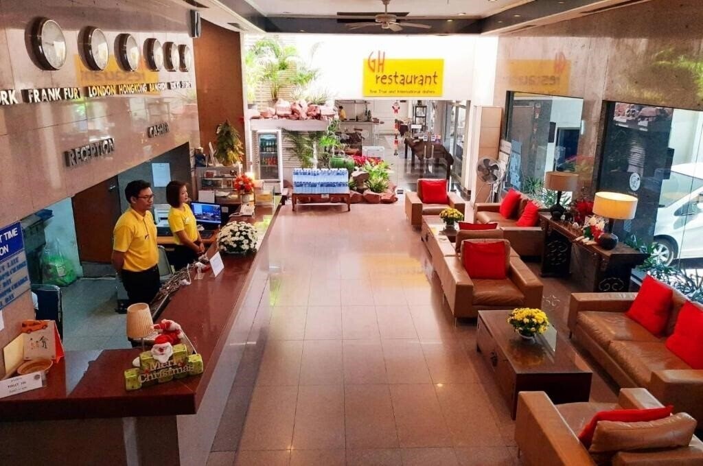 Картинка Grand Hotel Pattaya 3*