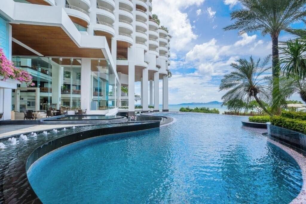 Фотографія Royal Cliff Grand And SPA 5*