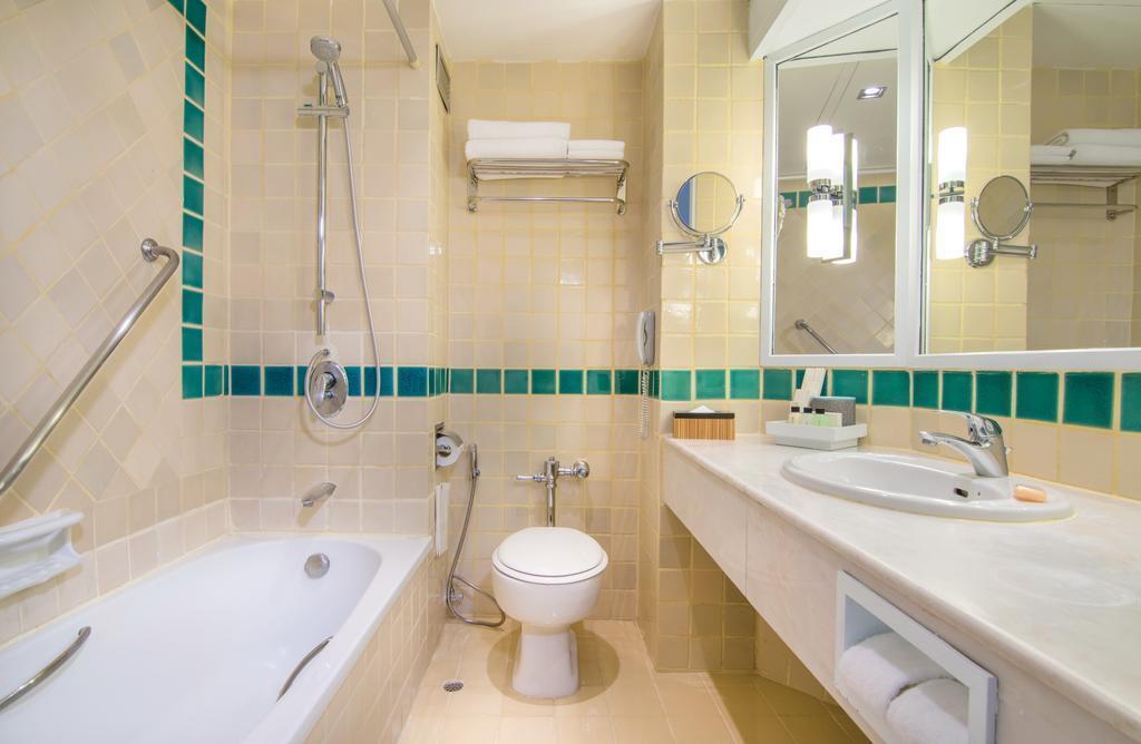 Фотографія The Bayview Pattaya 4*