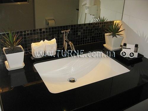 Изображение Golden Cliff House 3*