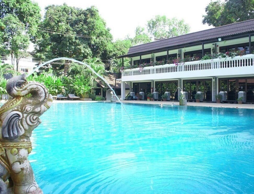 Готель Royal Orchid Resort 4*