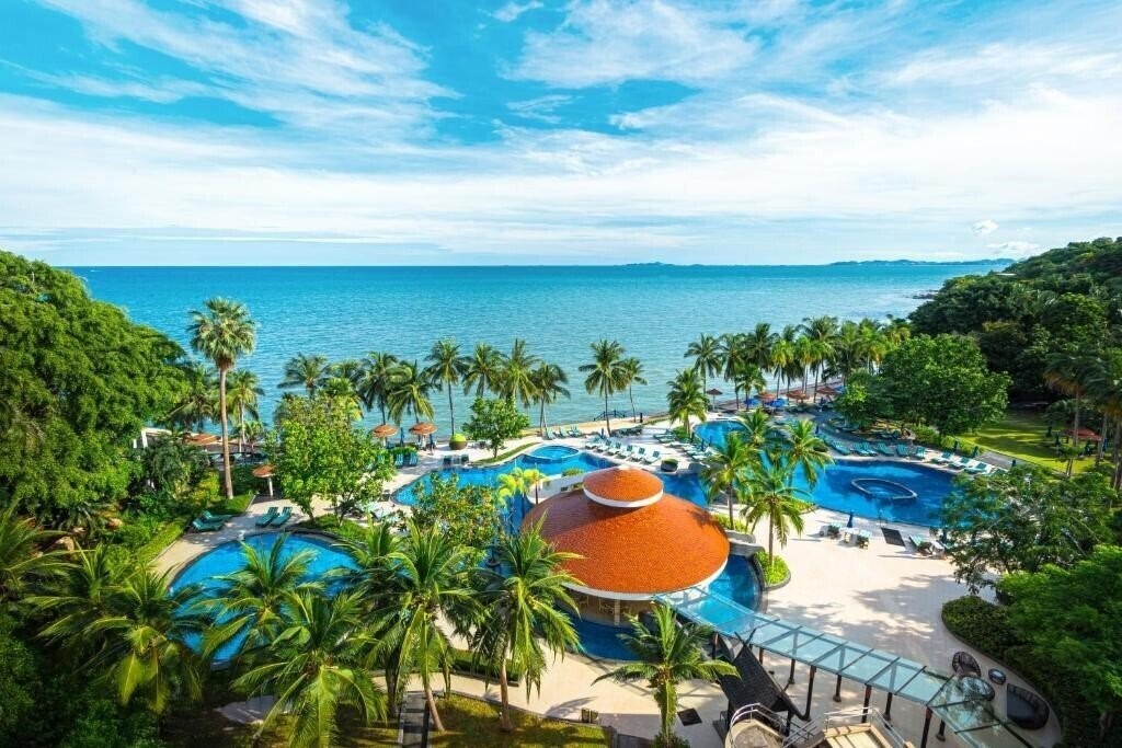 Готель Royal Cliff Royal Wing Hotel 5*