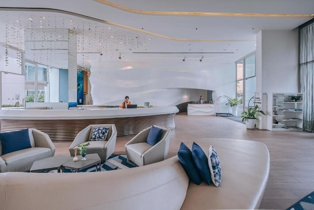 Фотография Hotel Baraquda Heeton Pattaya by Compass Hospitality (ex. Hotel Baraquda Pattaya, DusitD2 Baraquda Pattaya, Hotel Baraquda Pattaya MGallery by Sofitel) 5*