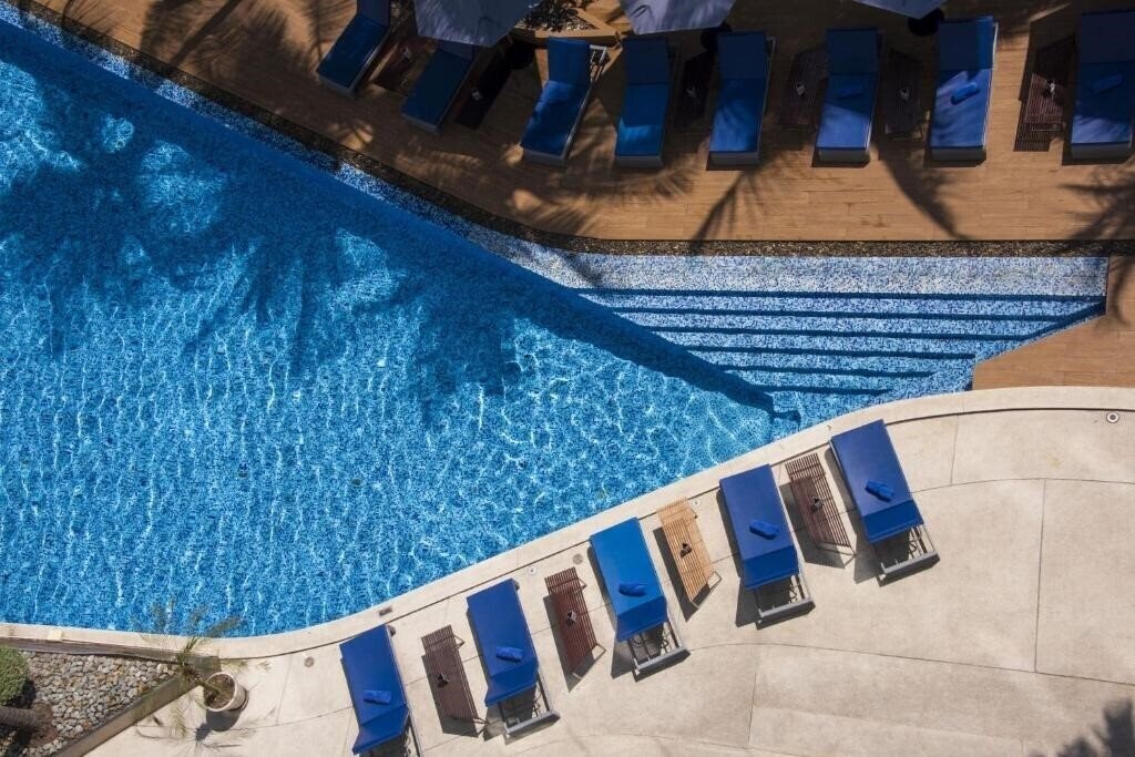 Картинка Hotel Baraquda Heeton Pattaya by Compass Hospitality (ex. Hotel Baraquda Pattaya, DusitD2 Baraquda Pattaya, Hotel Baraquda Pattaya MGallery by Sofitel) 5*