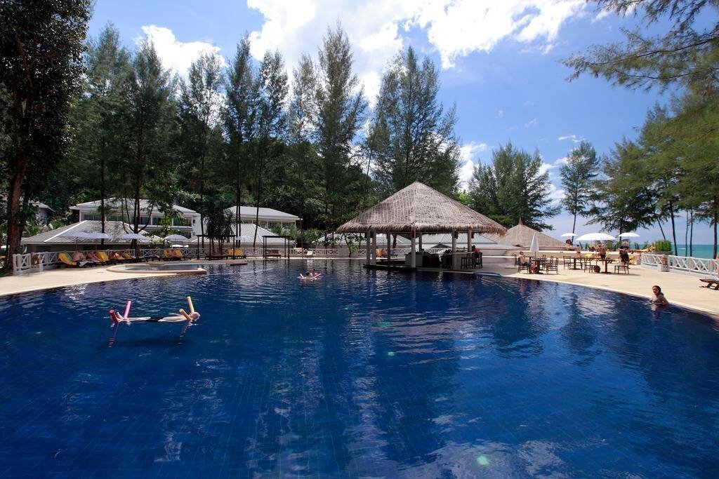 Готель Sensimar Khao Lak Beachfront Resort 4*