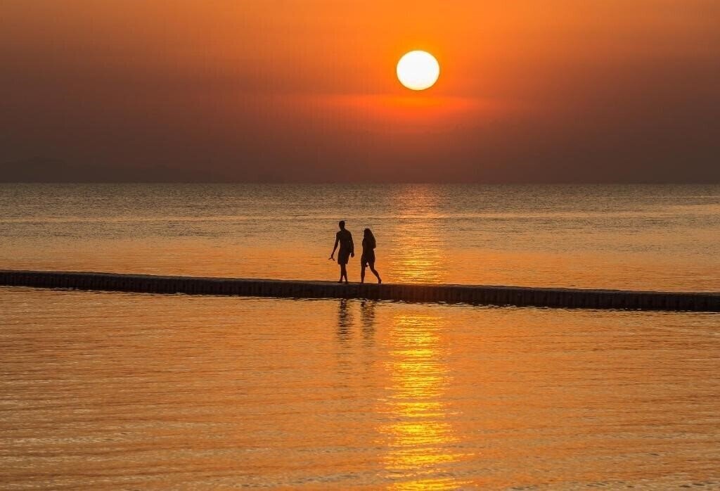Картинка Cocohut Village Beach Resort & Spa 4*