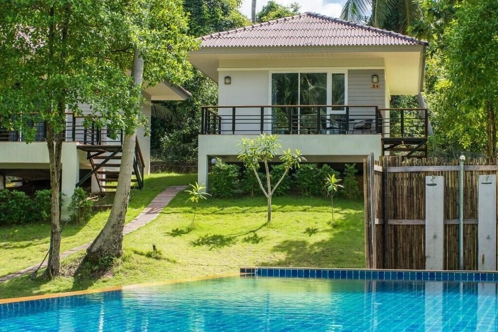 Изображение Phangan Akuna Resort 3*