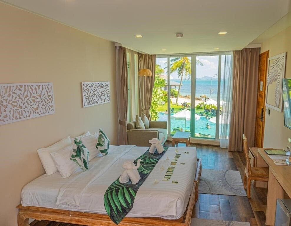Фото Vannee Golden Sands Koh Phangan Beachfront Hotel 4*