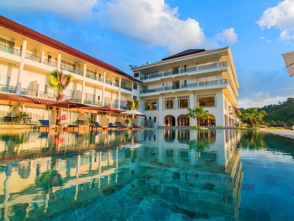Фото Katathong Golf Resort SPA 3*