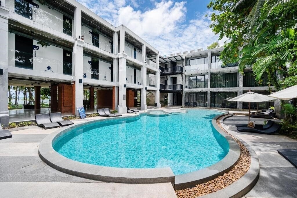 Отель Suwan Palm Resort 3*