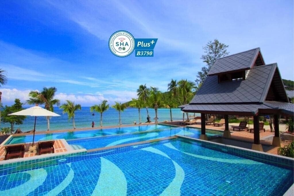 Отель Salad Buri Resort & SPA 3*