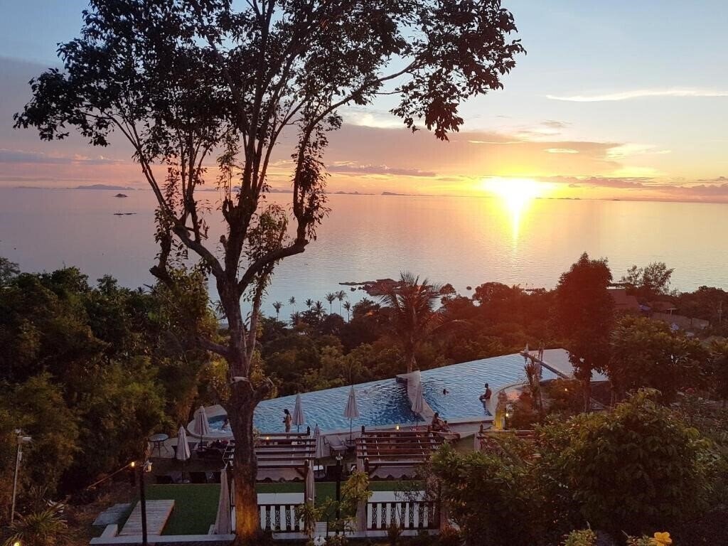 Фото Sunset Hill Boutique Resort Koh Phangan 4*