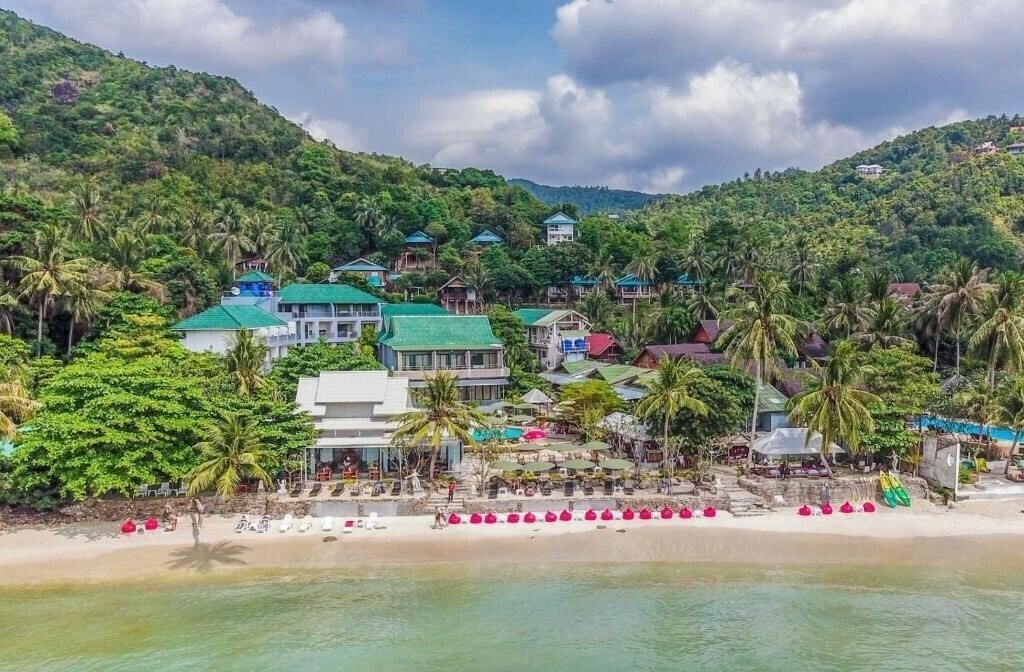 Готель Villa Cha - Cha Salad Beach Koh Phangan 4*