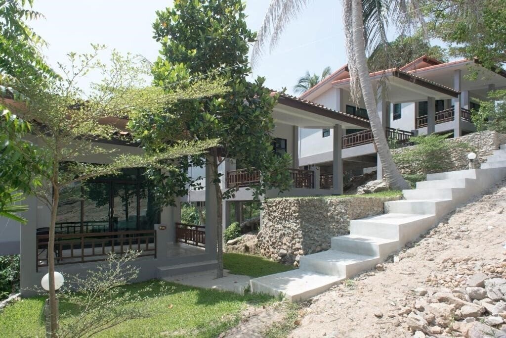 Отель Sun Moon Star Resort Koh Phangan 3*