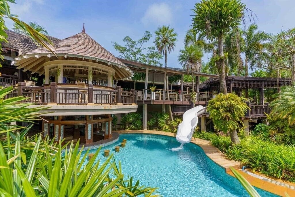Фотографія Hotspring Beach Resort & SPA 4*