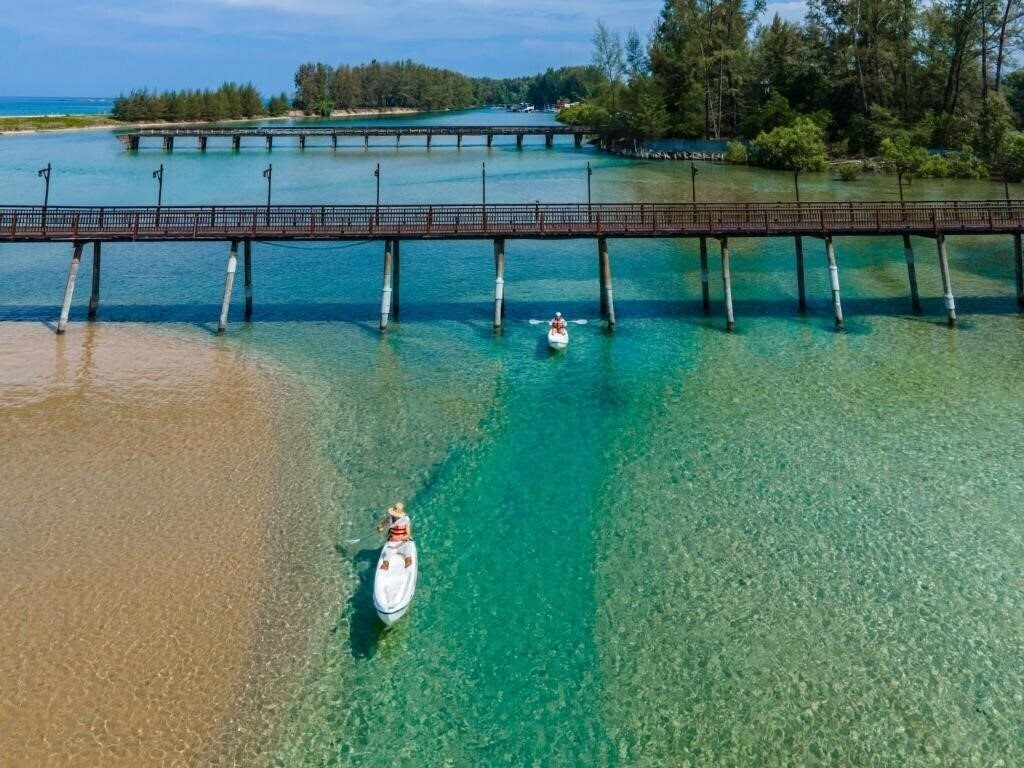 Зображення Hotspring Beach Resort & SPA 4*