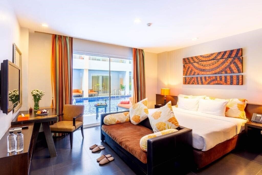 Отель Furamaxclusive Sandara Hua Hin 4*