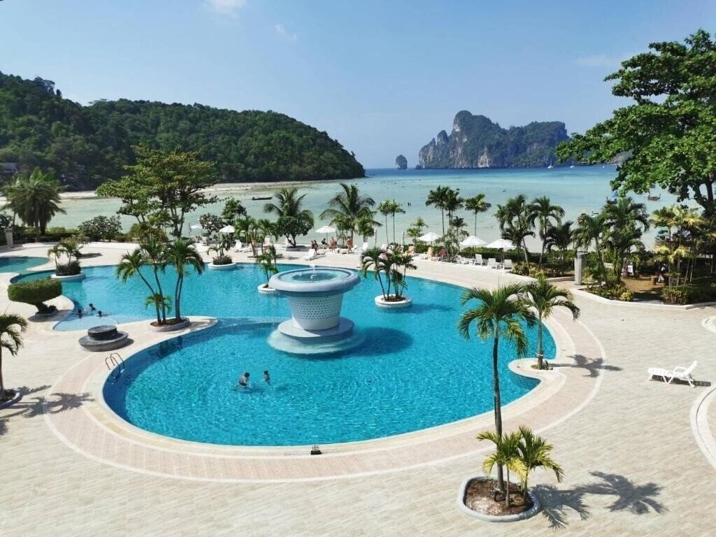 Отель Phi Phi Island Cabana 4*