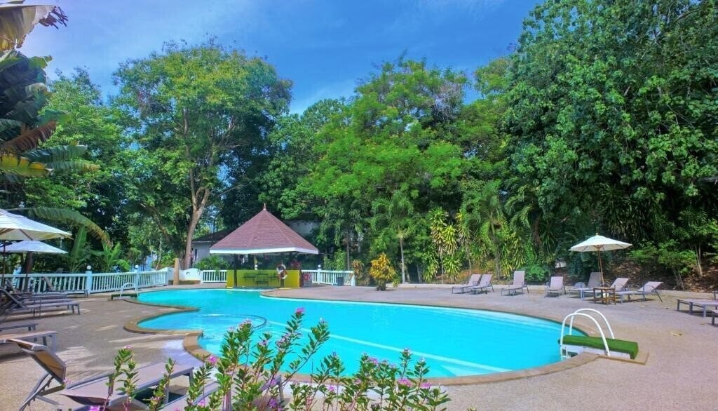 Отель Phi Phi Bayview Resort 3*
