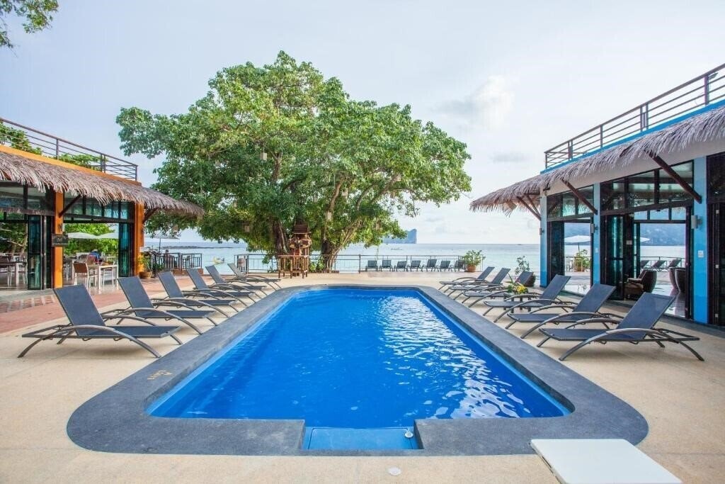 Изображение Phi Phi Long Beach Resort & Villa 3*