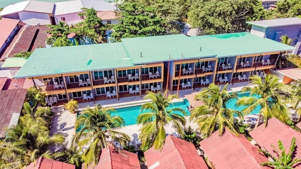 Картинка Phi Phi Anita Resort 3*