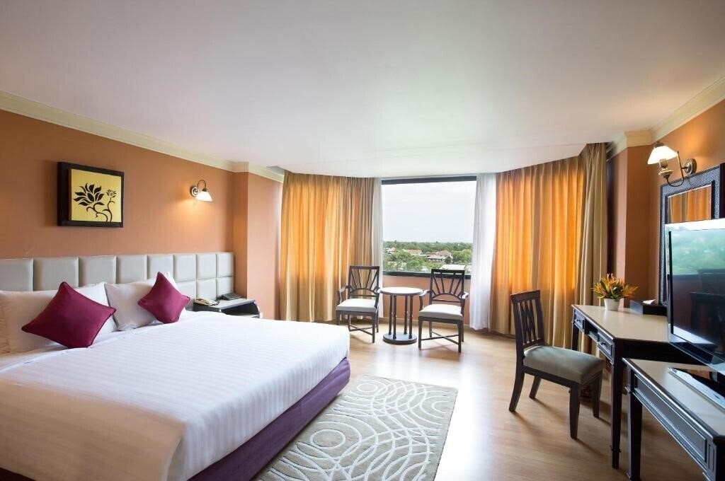 Готель The Imperial Hotel & Convention Centre Phitsanulok 4*