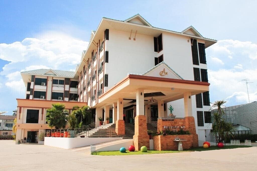 Готель Ayara Grand Palace 4*