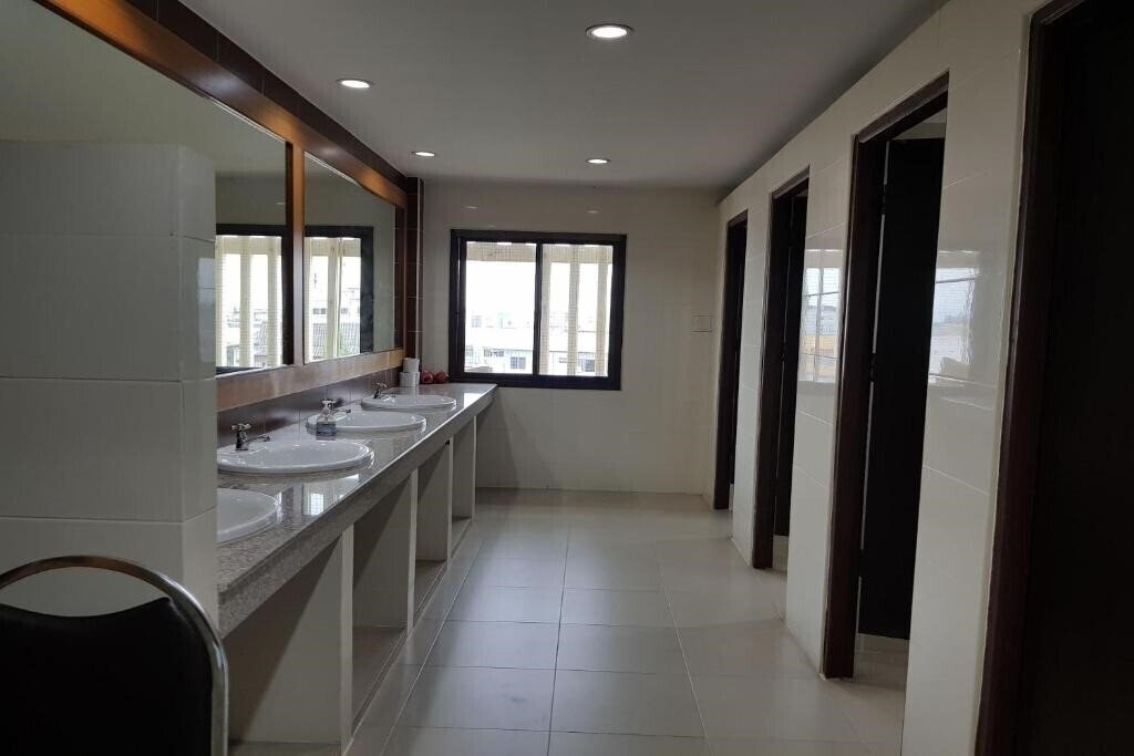 Фотографія Poonsook Residence Hotel 3*