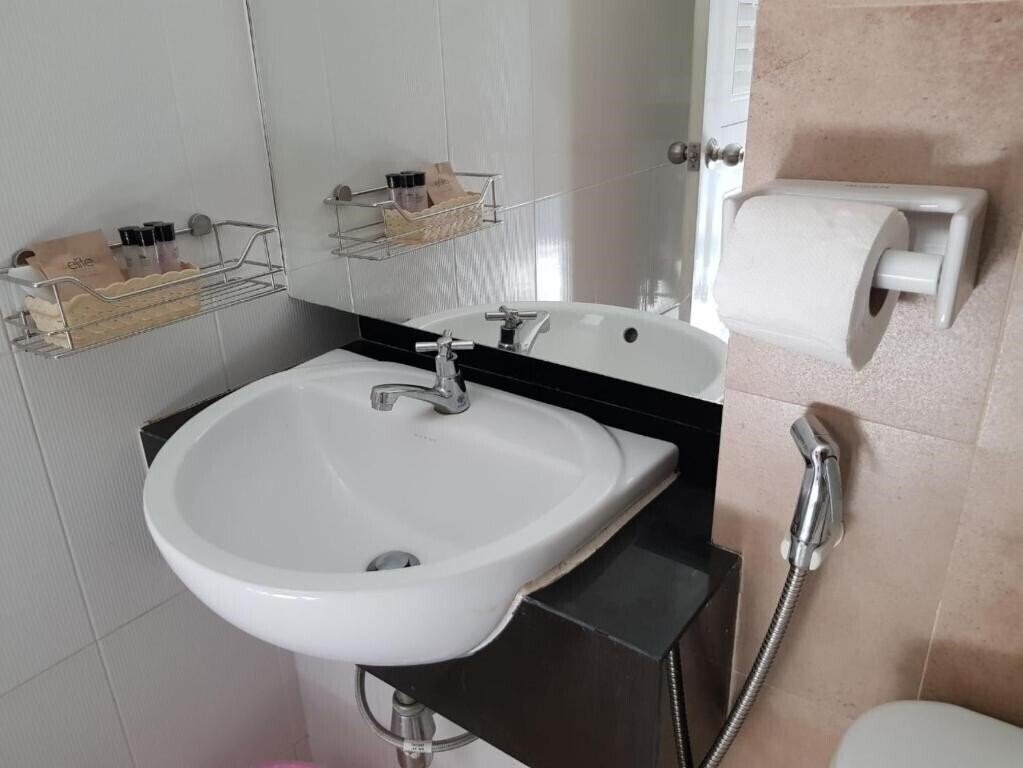 Фотографія Elite Residence Phitsanulok Sha Plus by Zuzu 3*
